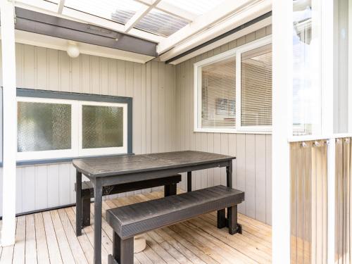 Fotografie z fotogalerie ubytování Harbour Escape - Paparoa Holiday Home v destinaci Matakohe