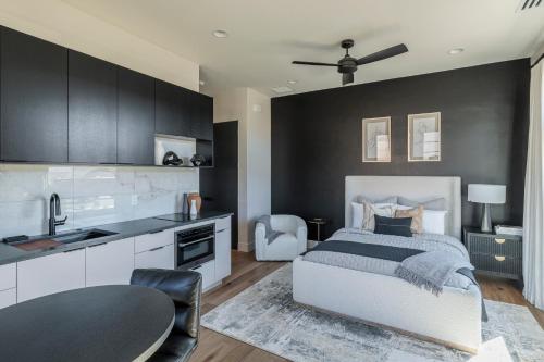 Kuchyň nebo kuchyňský kout v ubytování Modern Lux Casita
