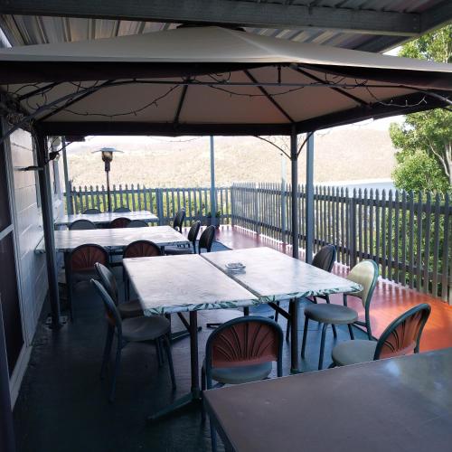 Un balcón o terraza en Chalet Jindabyne