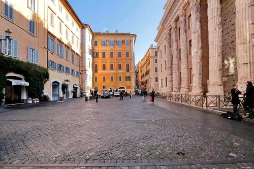 Pantheon Family Romantic Suite