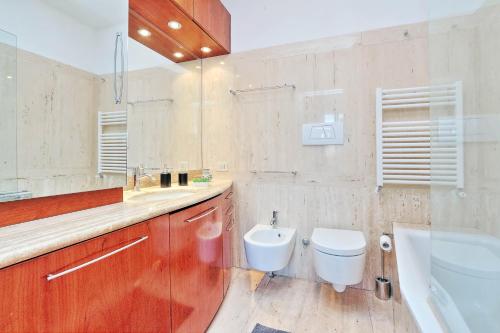 Pantheon Family Romantic Suite