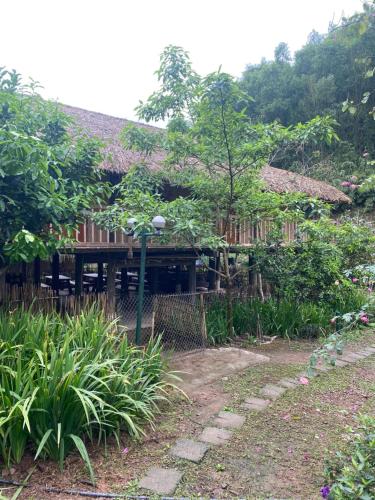 Zahrada ubytování Háo Hức Village, Thai Nguyen