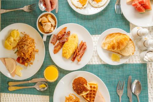 Mad på resortet eller i nærheden