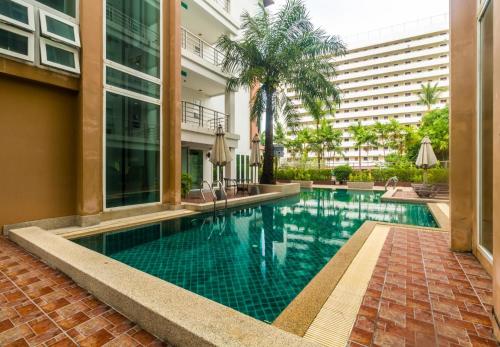 Heaven Lagoon Condo by Lofty