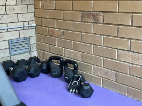 Imagen de la galería de 3BR Comfy Home, Gym & Garden in The Gap, en The Gap
