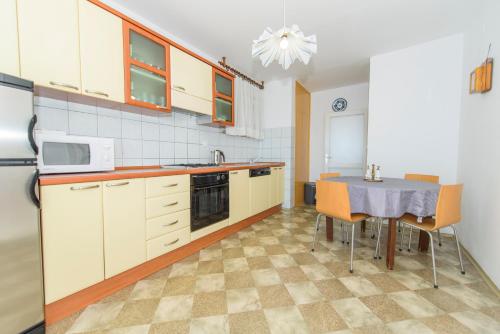Sunny Apartment