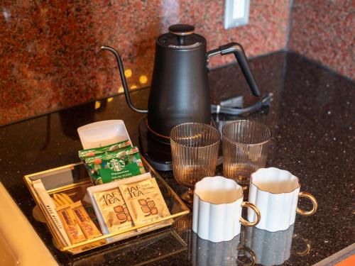 Tetera y cafetera en Hotel Concerto Nagasaki