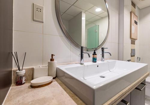 Bagno di Luxurious 2-bedroom Apartment in Downtown with Burj Khalifa View