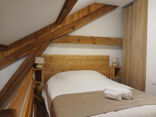 Postel nebo postele na pokoji v ubytování Paradis St Véran
