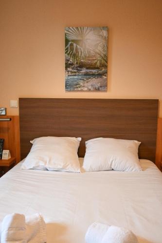 Gallery image of Logis Hôtel l'Auberge d'Alex in Arzacq-Arraziguet