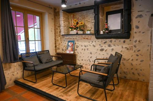 Gallery image of Logis Hôtel l'Auberge d'Alex in Arzacq-Arraziguet