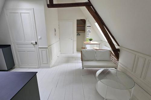Ruang duduk di T2 de la préfecture