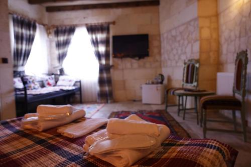 Ein Bett oder Betten in einem Zimmer der Unterkunft Kale House Nar