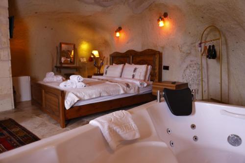 Ein Bett oder Betten in einem Zimmer der Unterkunft Kale House Nar