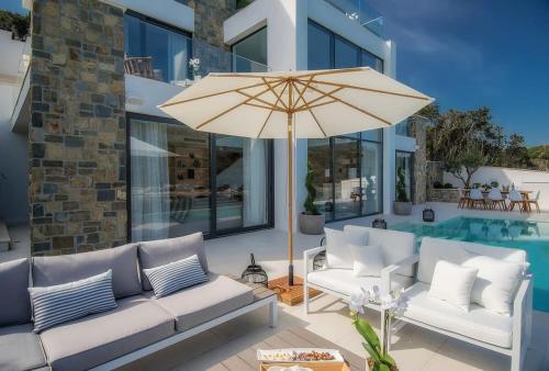 Grand Intense Villa with High End Beachfront