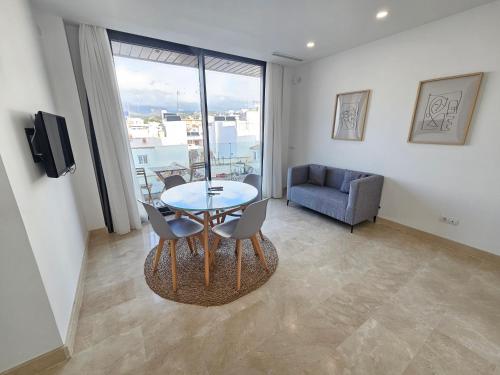 Apartamento 1ª Línea de playa Planta Vistas a Casco Histórico