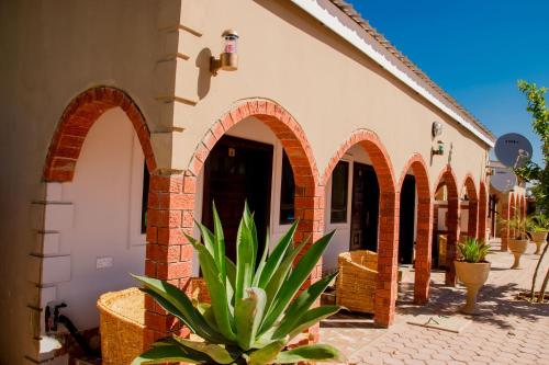 Teka-Teka Apartments And Tours