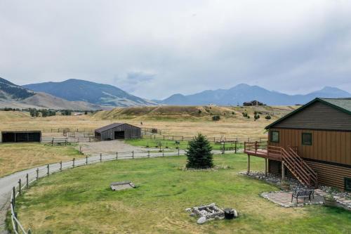 リビングストンにあるRancho Deluxe Lodgeのギャラリーの写真