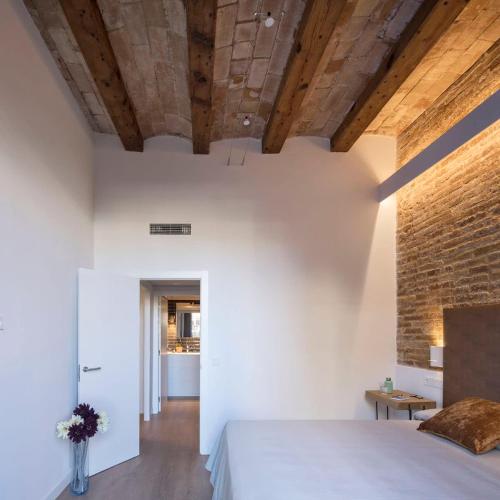 Pau Claris - Design apt next to Paseo de Gracia