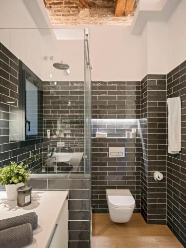 Pau Claris - Design apt next to Paseo de Gracia