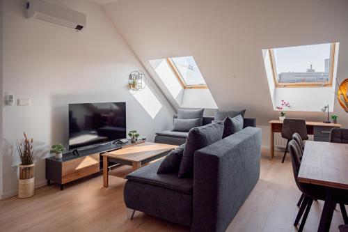 New Cozy Apartment in Heart of Bratislava FREE GARAGE PARKING