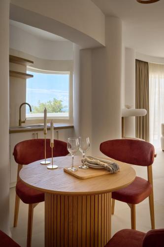 BlueNote Suites