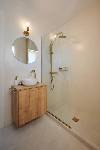 BlueNote Suites