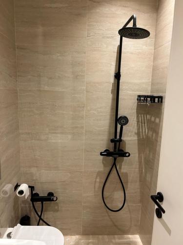 Phòng tắm tại شقة راقية بدخول ذاتي بالقرب البوليفارد