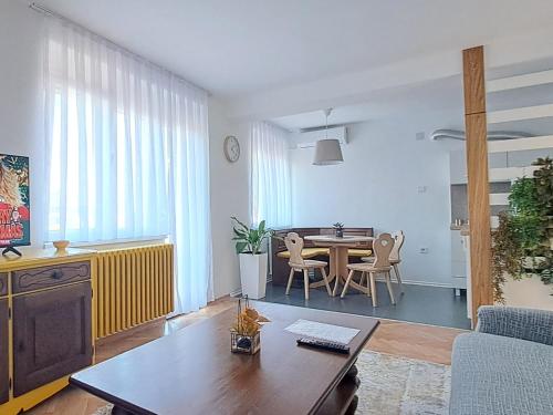 Downtown apartment