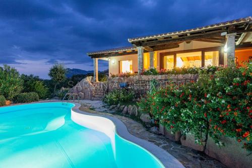 Πισίνα στο ή κοντά στο Villa Brandinchi