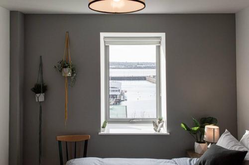 Liverpool Mersey View Stay with Free Parking photo 30