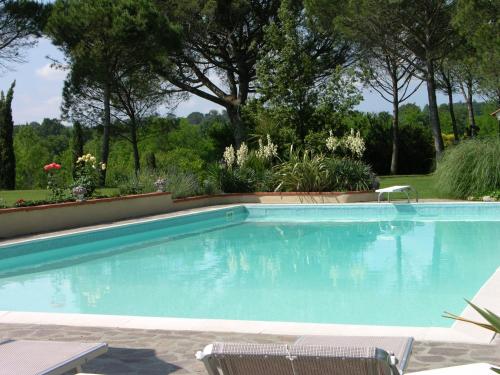 Piscine de l'établissement Podere il Giurato ou située à proximité