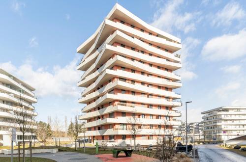 Gallery image of EDLER WOHNRAUM Panoramablick 3 SZ Boxspringbetten, E-Ladestation, Kaffeevollautomat, Klima, Lift, Terrasse & 2xTG in Graz