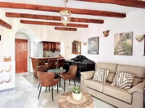Aldea Del Mar apartments