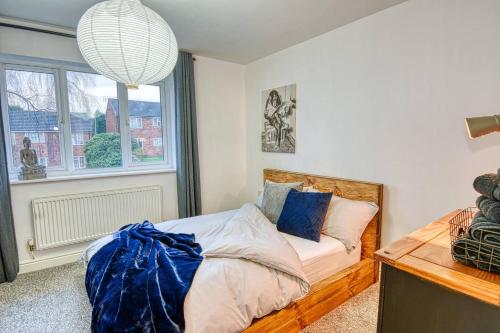 Postel nebo postele na pokoji v ubytování Gornal Dudley-2bed-Contractor &Long stay -Parking