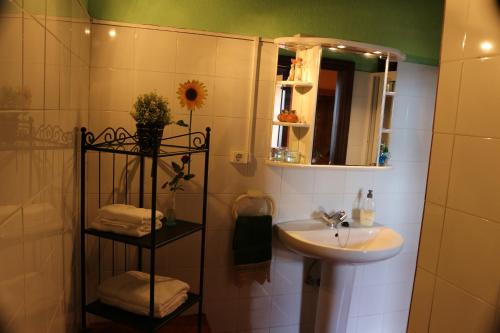 Ένα μπάνιο στο Casa Asuncion