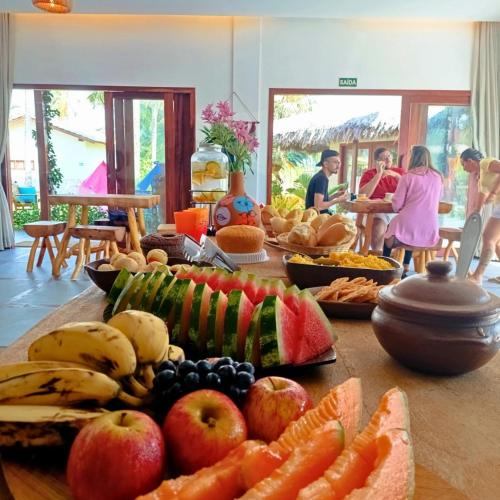 ホテルの敷地内または近くでの食事または食べ物