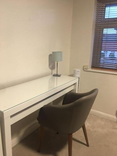 Φωτογραφία από το άλμπουμ του Fareham Heights 5BR, Lrg drive, Hot tub, Lux, modern and Comfy σε Fareham