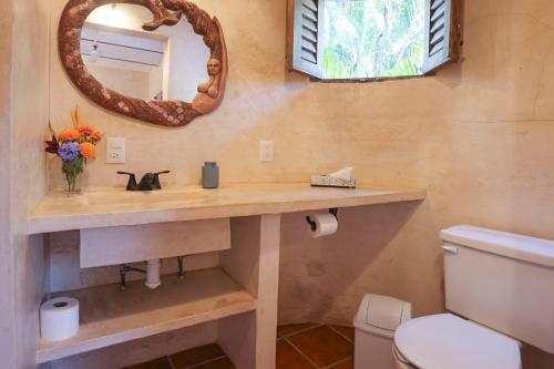 Un baño de Nomada Wellness Hotel