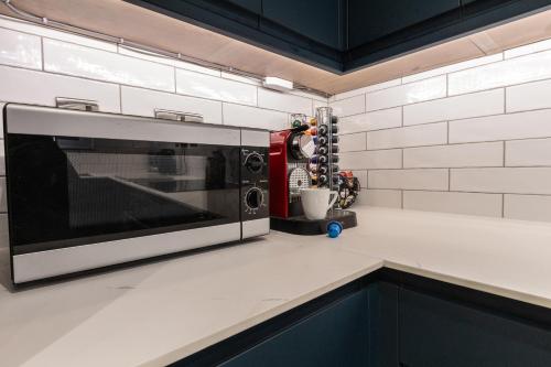 Una cocina o cocineta en Charming Home in Bromsgrove - Perfect for Groups