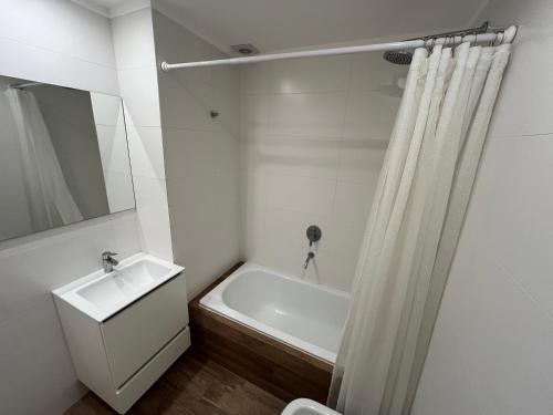 Et badeværelse på EXCEPCIONAL DOS AMBIENTES ZONA GÜEMES, Mar del Plata