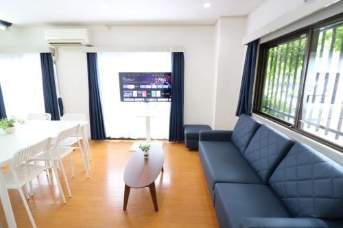 Senkawa CV House SC1