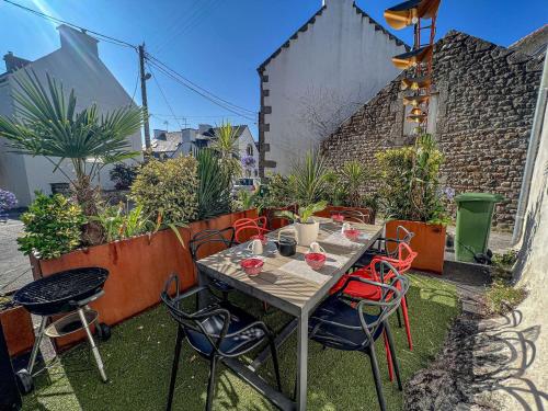 Photo de la galerie de l'établissement Maison de charme à Belz - 3 pièces, Wifi, Animaux admis, Parking - FR-1-479-178, à Belz