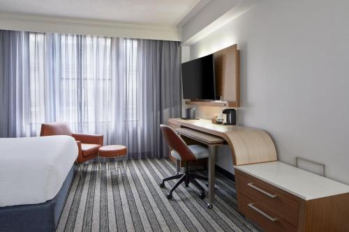 Courtyard by Marriott Nashville Downtown Image