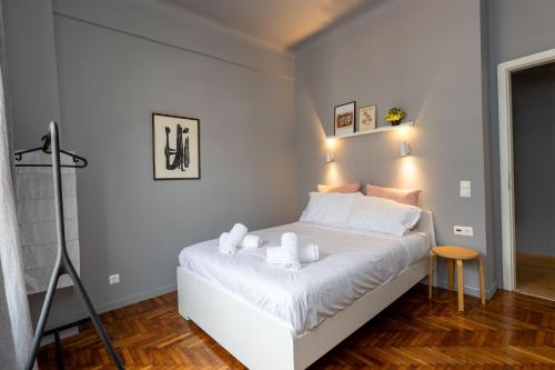 ERMES 2-BD Retreat with Acropolis view