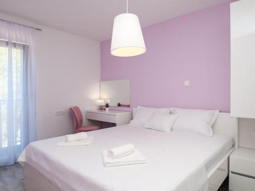 Apartments Dva Galeba - Standard One Bedroom Apartment with Sea View 203