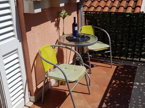 Guest House Avdic - Studio Apartment with Balcony