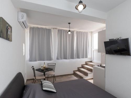 Apartments Life - Studio Apartment