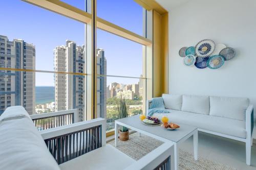 Intempo Laguna Apartment