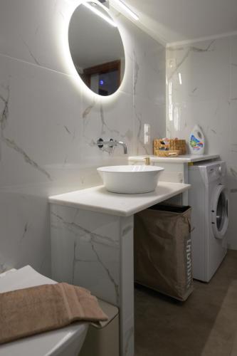 Kallithea Deluxe